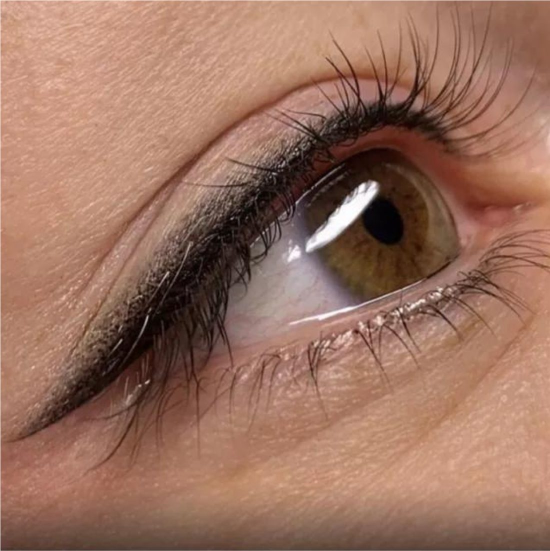 Permanent eyeliner